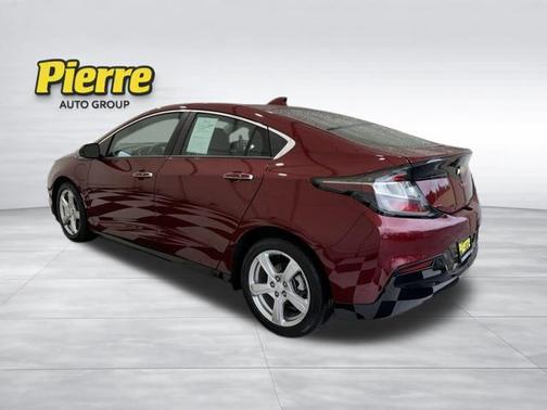 Siren Red Tintcoat 2017 Chevrolet Volt LT