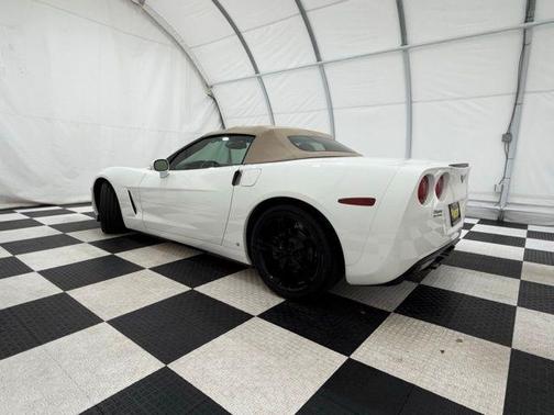 2006 Chevrolet Corvette Base