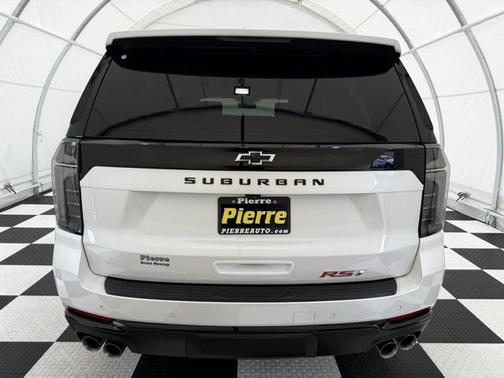 2025 Chevrolet Suburban RST