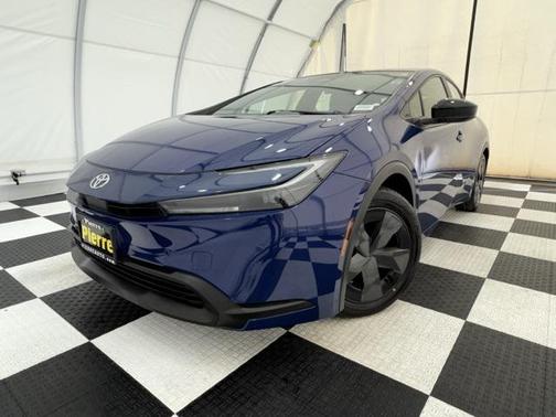 2024 Toyota Prius LE