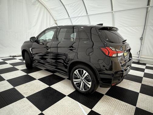 2024 Mitsubishi Outlander Sport SE