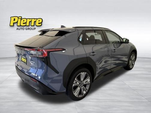 Harbor Mist Gray Pearl 2024 Subaru Solterra Limited