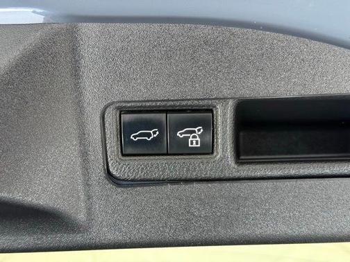Harbor Mist Gray Pearl 2024 Subaru Solterra Limited