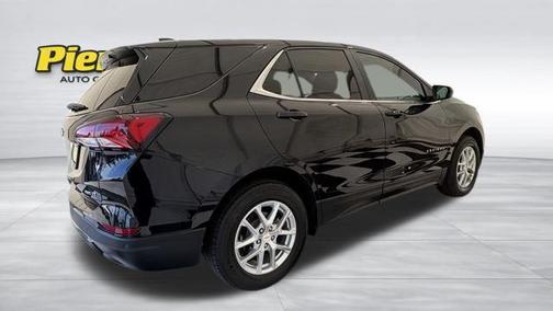 Mosaic Black Metallic 2022 Chevrolet Equinox 1LT