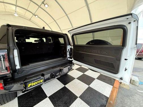 Interstellar White 2024 GMC HUMMER EV SUV 2X