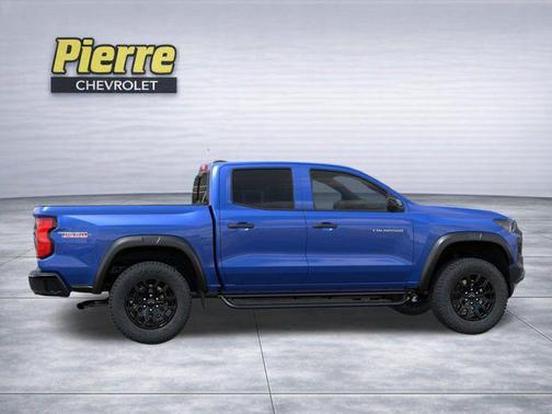 Reef Blue Metallic 2026 Chevrolet Colorado Trail Boss