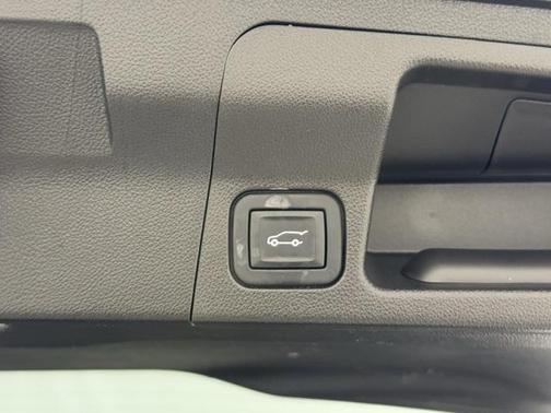 2022 GMC Acadia AWD SLT