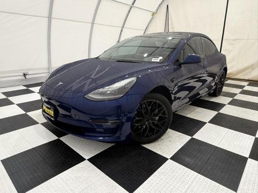 2022 Tesla Model 3 Long Range