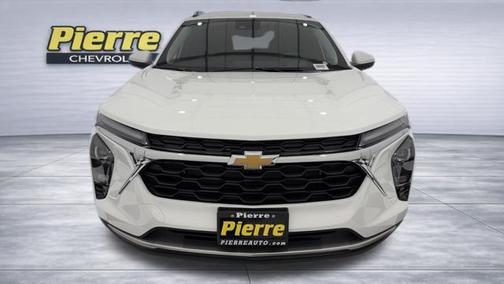 Summit White 2026 Chevrolet Trax LT
