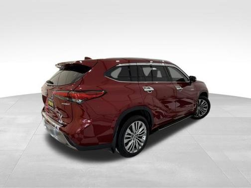 2020 Toyota Highlander Hybrid Platinum