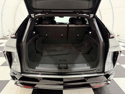 2024 Cadillac LYRIQ Tech