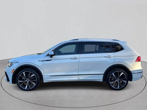 2022 Volkswagen Tiguan 2.0T SEL R-Line 4MOTION