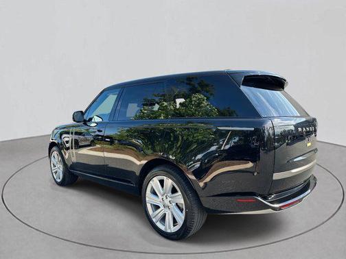 2023 Land Rover Range Rover P400 SE