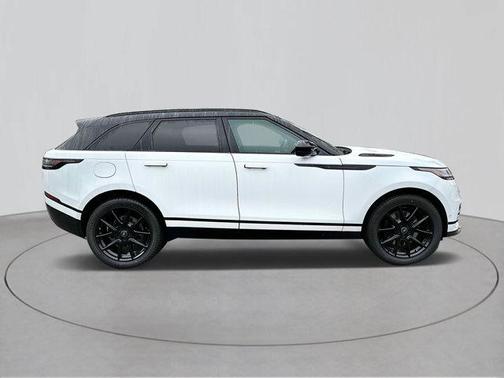 2026 Land Rover Range Rover Velar P250 SE R-Dynamic