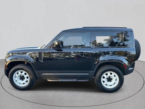 2024 Land Rover Defender 90 P300 S