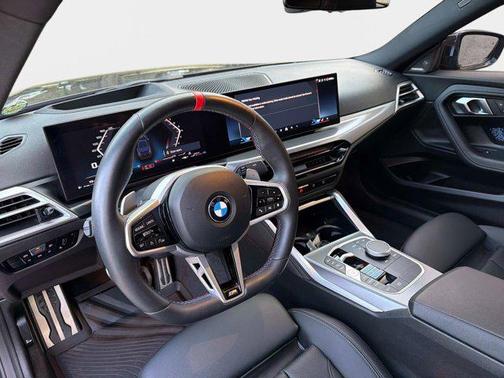 2025 BMW M240 i xDrive