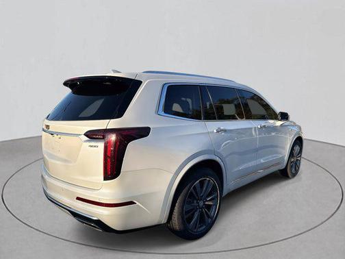 2021 Cadillac XT6 Premium Luxury FWD