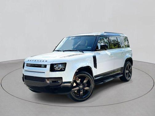 2025 Land Rover Defender 110 P400 X-Dynamic SE