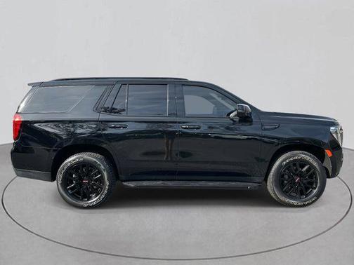 2023 GMC Yukon 4WD AT4