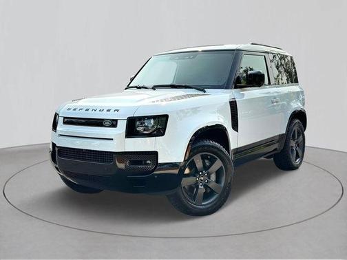2025 Land Rover Defender 90 P400 X-Dynamic SE