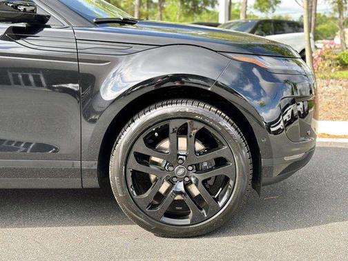 2026 Land Rover Range Rover Evoque Core S