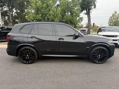 2024 BMW X5 M60i