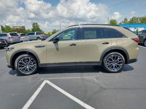 2025 Mazda CX-70 Premium