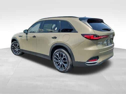 2025 Mazda CX-70 Premium