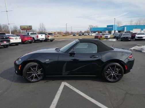 2025 Mazda MX-5 Miata Grand Touring