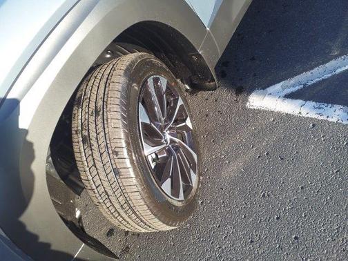 2026 Mazda CX-50 Premium Plus