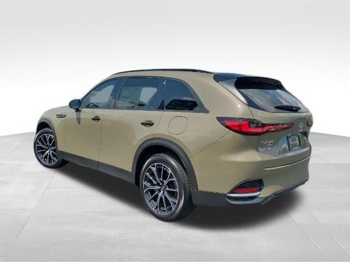 2025 Mazda CX-70 Premium