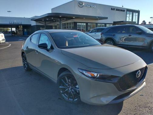2025 Mazda Mazda3 2.5 Carbon Turbo
