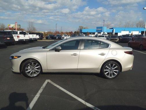 2025 Mazda Mazda3 FWD w/Preferred Package