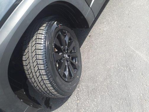 2024 Mazda CX-50 2.5 S Preferred Package