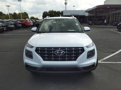 2022 Hyundai VENUE SEL