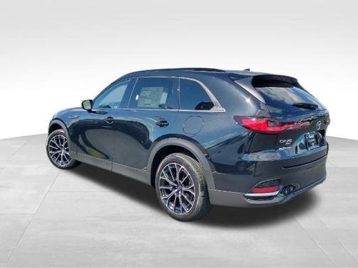 2025 Mazda CX-70 Premium Plus