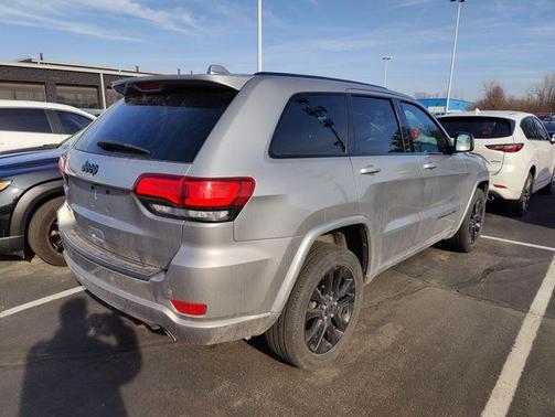 2019 Jeep Grand Cherokee Altitude