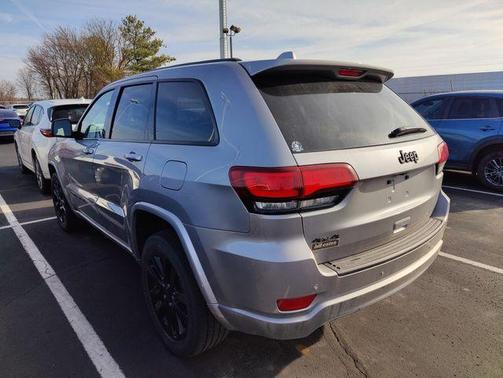 2019 Jeep Grand Cherokee Altitude