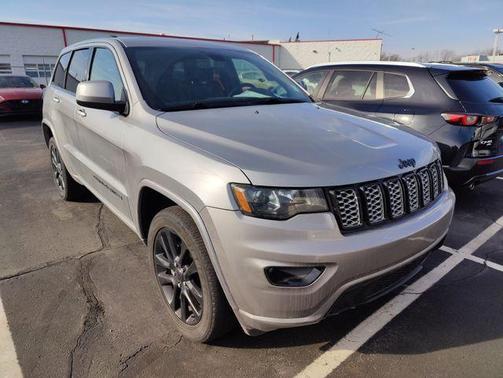 2019 Jeep Grand Cherokee Altitude