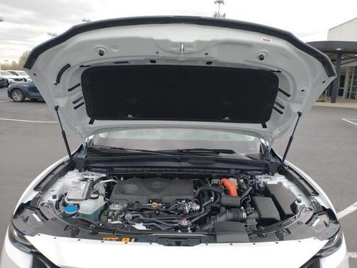 2025 Mazda CX-50 Hybrid Premium Plus Package