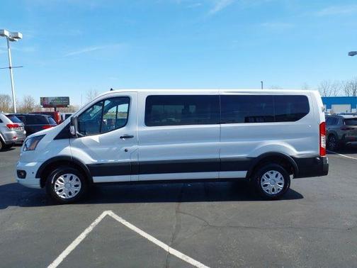 2024 Ford Transit-350 XLT