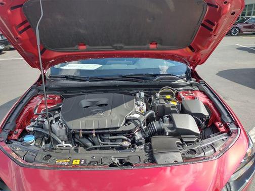2025 Mazda Mazda3 FWD w/Preferred Package
