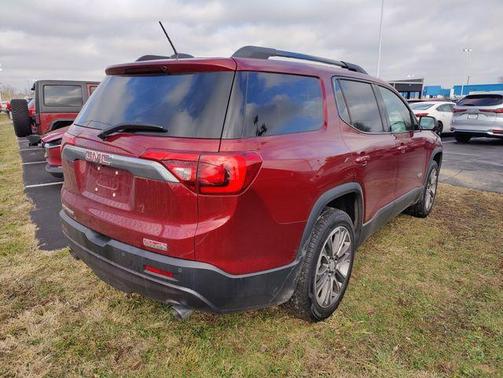 2017 GMC Acadia SLT-1