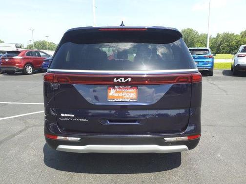 2022 Kia Carnival LXS