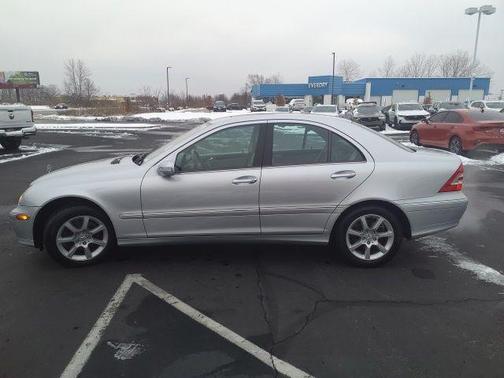 2007 Mercedes-Benz C-Class 