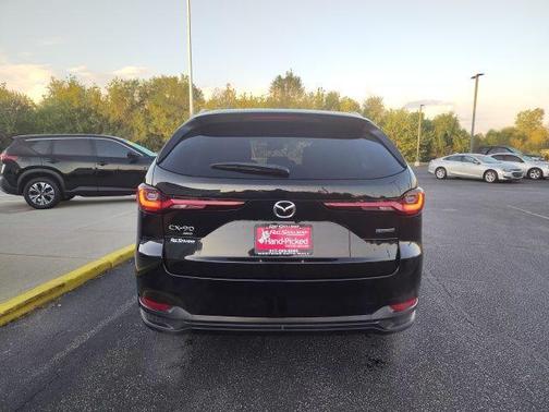 2024 Mazda CX-90 SE