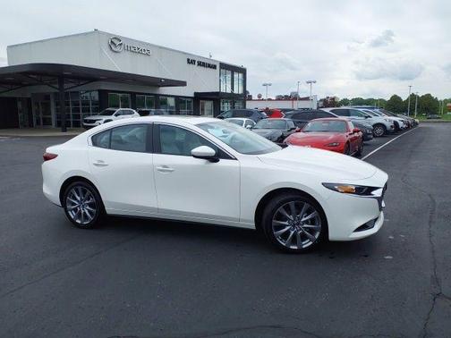 Snowflake White Pearl 2026 Mazda Mazda3 FWD w/Preferred Package