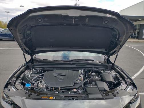 2025 Mazda CX-50 2.5 S Preferred Package