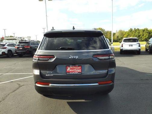 2023 Jeep Grand Cherokee L Laredo