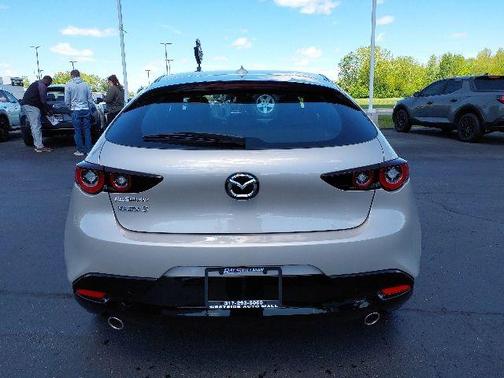 Platinum Quartz Metallic 2026 Mazda Mazda3 FWD w/Premium Package